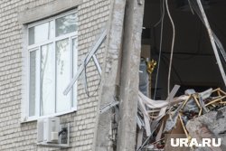 Подвижка грунта стала причиной схода здания в Салехарде