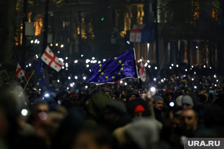 В протестные митинги оппозиции не вмешивалась полиция Грузии