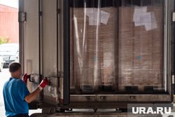 Грузчики остались недовольны зарплатой после проделанной работы