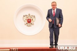 Основными факторами инфляции по мнению Костина являются большие военные расходы и санкции