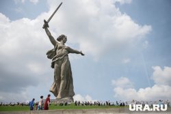 Экскурсии на монумент официально не разрешены, однако туристы пренебрегают правилами