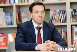 Аварийные дома в Челябинске, где расселение затягивается, нужно обносить забором, говорит Лошкин