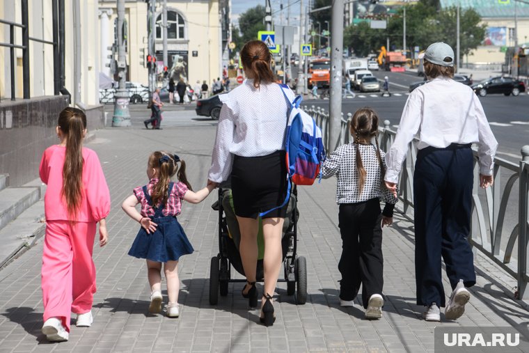 Сейчас страховой страж, который копится при уходе за детьми, ограничен шестью годами