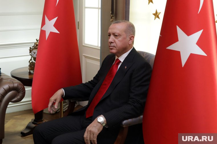 Эрдоган принял поздравления от премьер-министра Армении