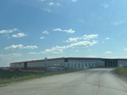 Логоцентр «Магнит» выполнен в фирменных цветах компании