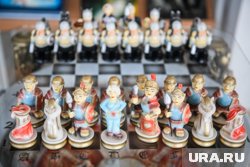 Пермская мастерица сделала шахматы из натуральной глины