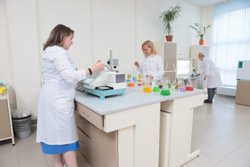 Компания аккредитована на исследования пищевой продукции, воды, косметики, экологические испытания, радиологию, ведение производственного контроля