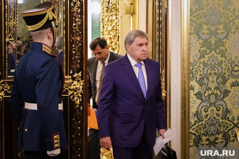 Ушаков допустил встречу Путина и Алиева на ногах