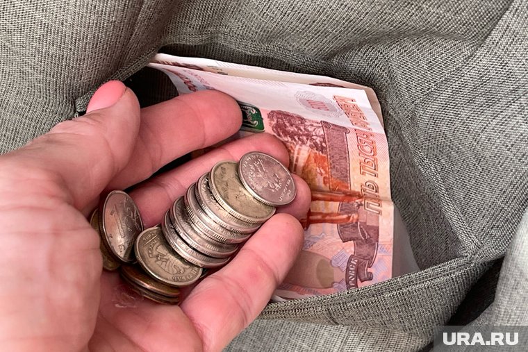 В расчете среднего заработка не учитываются социальные выплаты и вознаграждения, не связанные с работой