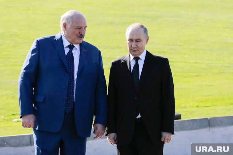 Лукашенко прибыл в Кремль в честь юбилея Победы