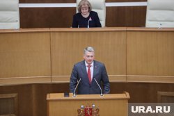 Александр Ивачев обещает отремонтировать треть школ в регионе