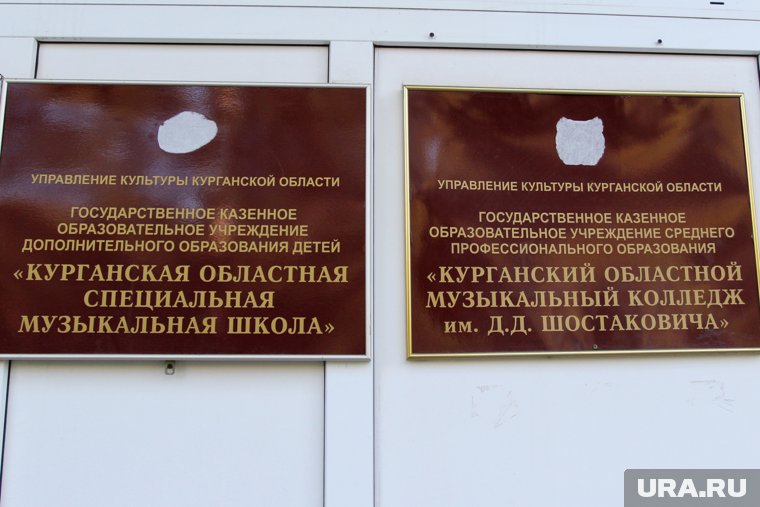 Юных музыкантов можно увидеть на различных площадках города