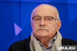 Никита Михалков заявил, что во время обеда с Ильхамом Алиевым ему позвонил Владимир Путин 