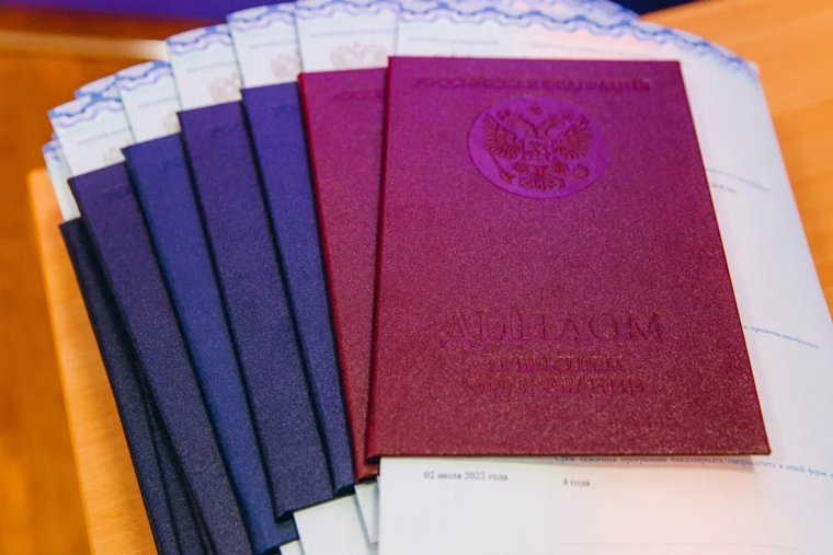 Первокурсники филиала УрФУ в Верхней Салде могут получить 220 тысяч рублей