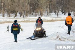 Саперы экстренно выехали в Ашу для разрушения льда. Видео