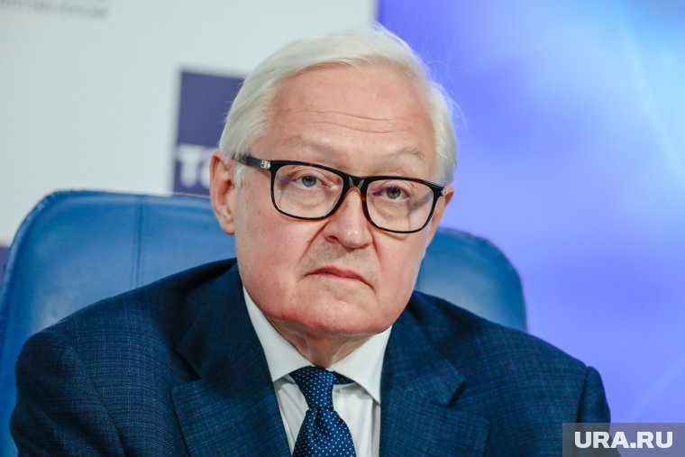 Рябков отметил, что тема конфликта Ирана и Израиля обсуждается между Москвой и Вашингтоном