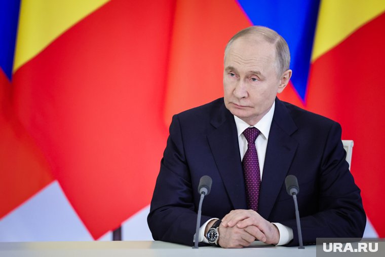 Президент отметил заслуги тюменского нефтяника