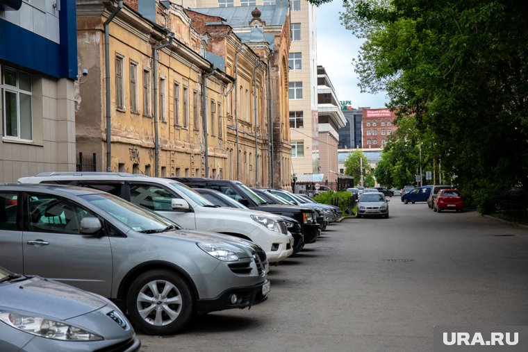Новые автомобили по сравнению с апрелем подешевели на 3,6%