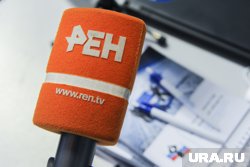 Троих мужчин, напавших на журналистов РЕН ТВ, уже доставили в отдел полиции