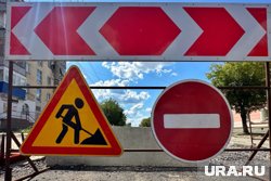 Несмотря на ремонт, после дождя на дороге появились огромные лужи