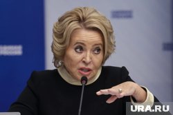 Мужские консультации будут созданы для контроля репродуктивного здоровья мужчин, заявила Матвиенко