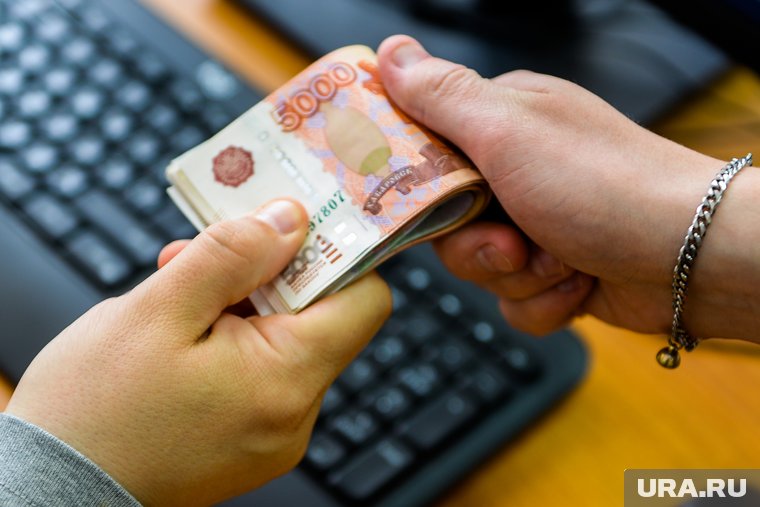 В целом по РФ медианная предлагаемая зарплата составляет 75 тысяч рублей