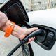 Электрокары теряют статус роскошных автомобилей