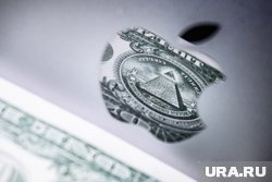 Цена на смартфон будет зависеть, в том числе от курса доллара 