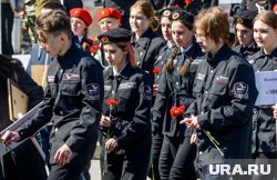 В Новом Уренгое волонтеров наградили медалями "За вклад в развитие добровольчества в ЯНАО»