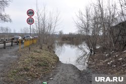 На мосту Нижневартовска почти пять лет стоит ограничение массы транспорта до пяти тонн