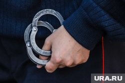 По словам свидетелей, парня обрызгали из перцового баллончика и силком затащили в машину