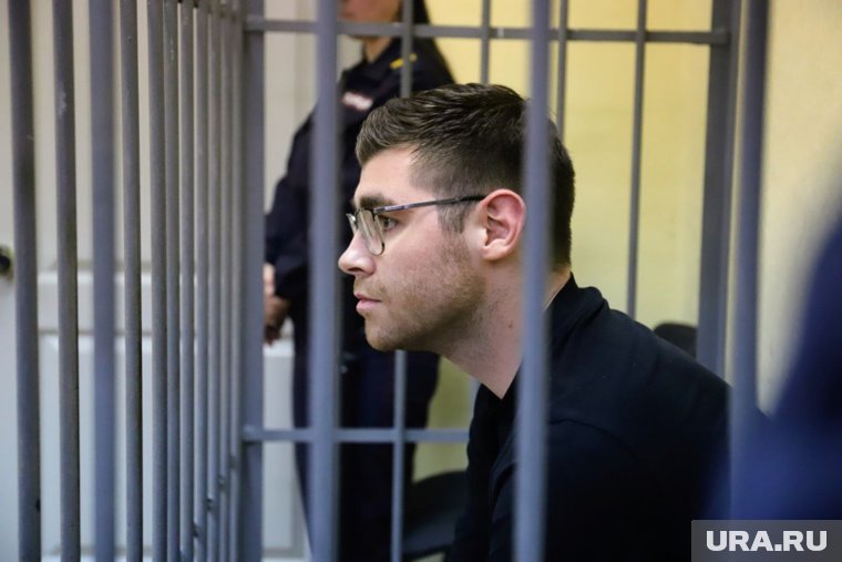 Обыски в URA.RU прокомментировал независимый политолог Лев Березин