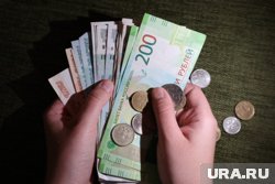 Нижний порог зарплат в Тюмени составил 25,8 тысяч рублей