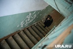 Надымчане жалуются на подъезды, требующие ремонта (фото из архива)