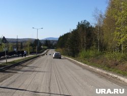 Слюсарь заявил, что движение по временно закрытой дороге возобновится после ликвидации опасности (архивное фото)
