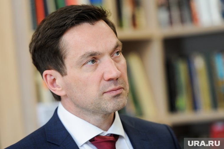Мэр Челябинска Алексей Лошкин отчитал главу Металлургического района за выключенный фонтан