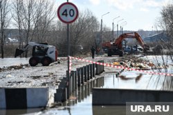 В Целинном округе мосты загружают, чтобы не смыло паводком (фото из архива)