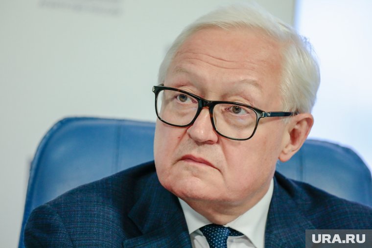 Рябков отметил, что без диалога с американской стороной не получится решить вопрос с топливом США на ЗАЭС