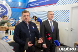 Якушев заявил, что ЕР помогает своим членам с политическим ростом