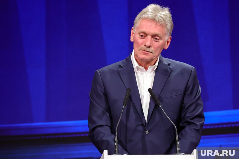 Песков заявил, что урегулирование на Украине сложнее подписи под одной бумагой