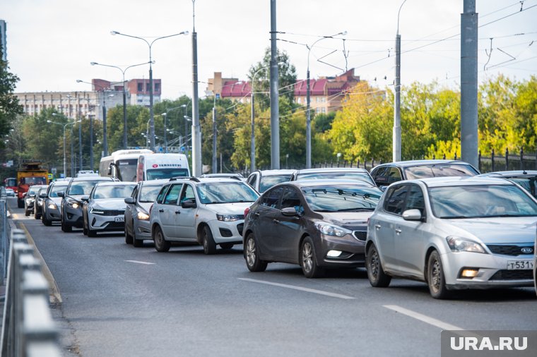 На участке от Старцева до Чкалова образовался затор