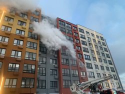 Из здания эвакуировано еще 30 человек
