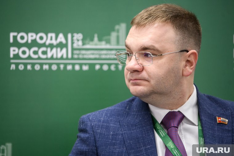 Эдуард Соснин призвал горожан не поддаваться на провокации