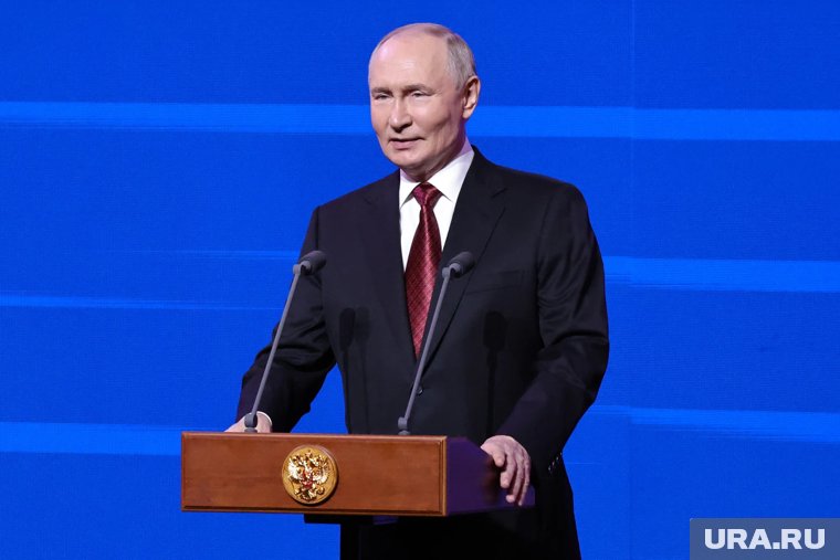 Путин подписал указ о награждении президента Лаоса