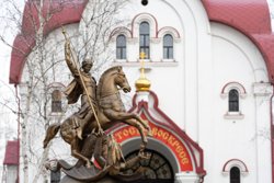 Памятник официально откроют 6 мая