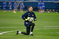 Вратарь намерен получить норвежский паспорт