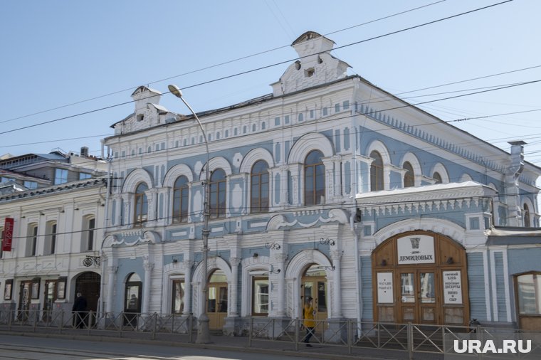 Сейчас заведение продолжает работу в ограниченном формате