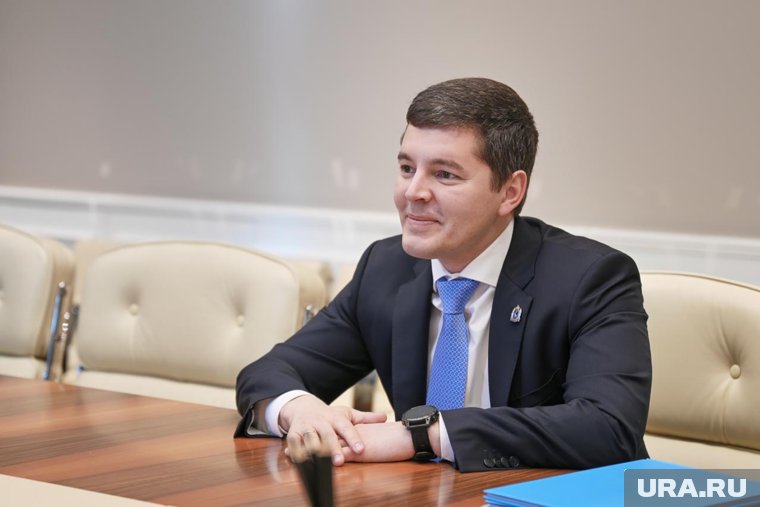 Дмитрий Артюхов встретился с бывшими газсалинцами