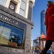 Россияне перестанут переплачивать за товары в магазинах из-за санкций