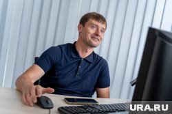 Владимир Иванов занимается продажей иномарок из Европы, Кореи, Японии